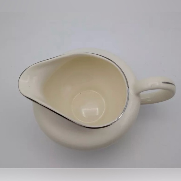 Alliance China Company "Regal" Creamer - Picture 3 of 9